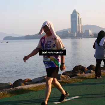 Runner Photo 6100735