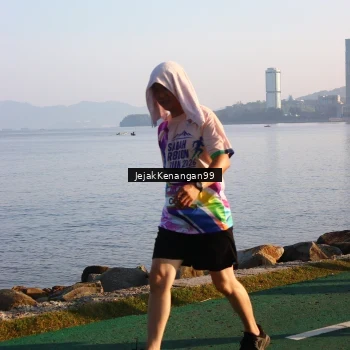 Runner Photo 6100754