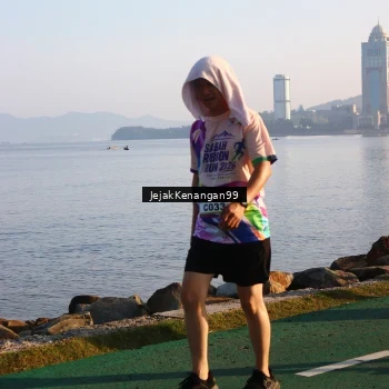 Runner Photo 6100756