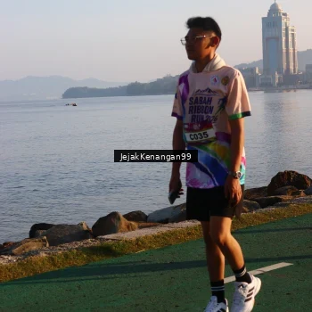 Runner Photo 6100757