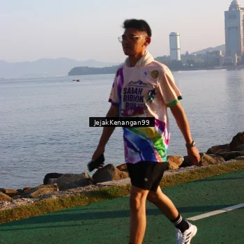 Runner Photo 6100760