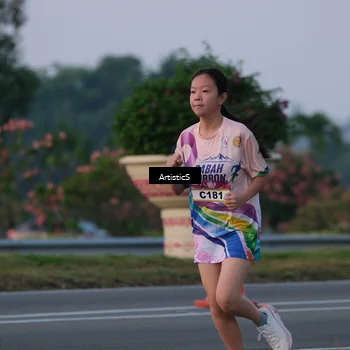 Runner Photo 6100765