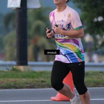 Runner Photo 6100792