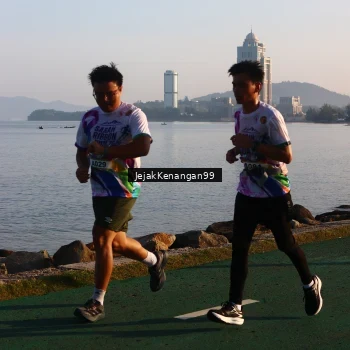 Runner Photo 6100837