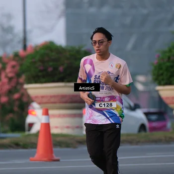 Runner Photo 6100845