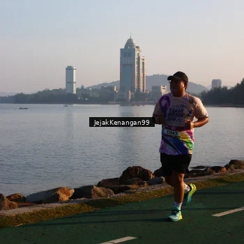 Runner Photo 6100865