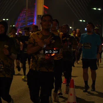 Runner Photo 6100869