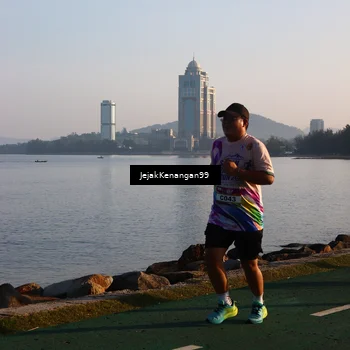 Runner Photo 6100891