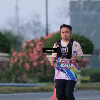 Runner Photo 6100894