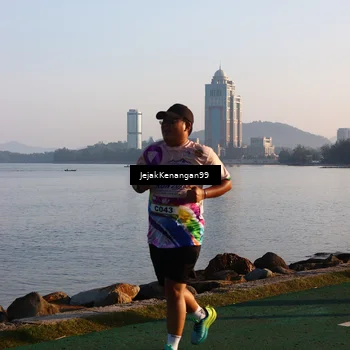 Runner Photo 6100895