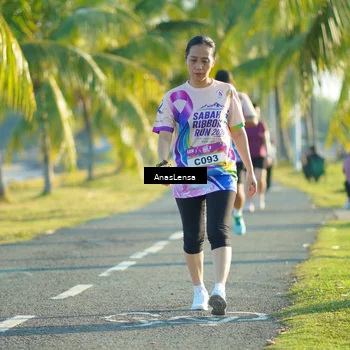 Runner Photo 6100900
