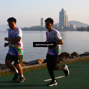 Runner Photo 6100902