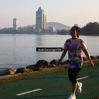 Runner Photo 6100931