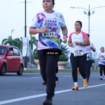 Runner Photo 6100941