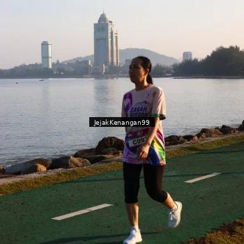 Runner Photo 6100990
