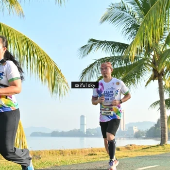 Runner Photo 6101032