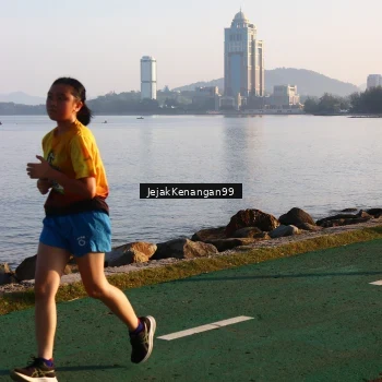 Runner Photo 6101045