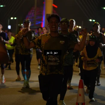 Runner Photo 6101092