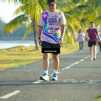 Runner Photo 6101100
