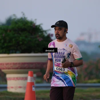 Runner Photo 6101105