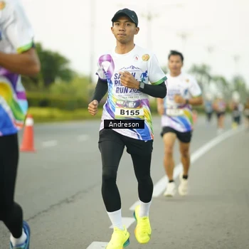 Runner Photo 6101116