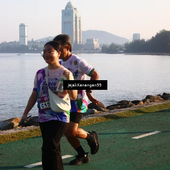 Runner Photo 6101135