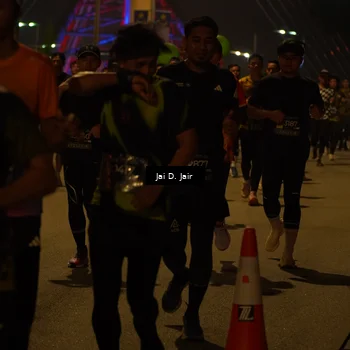 Runner Photo 6101163