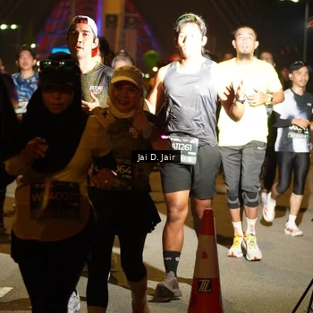 Runner Photo 6101172