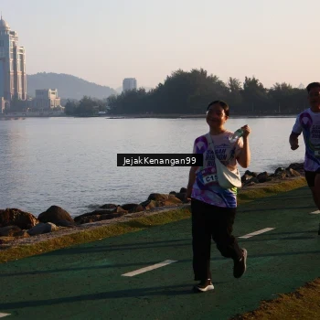 Runner Photo 6101204