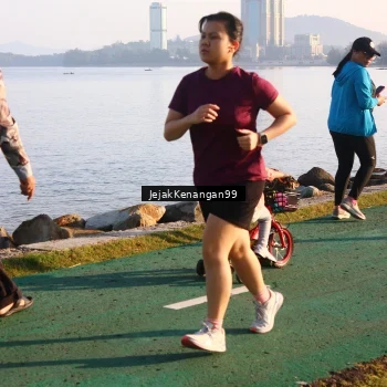Runner Photo 6101307
