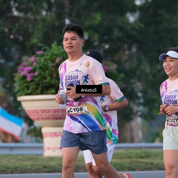 Runner Photo 6101435