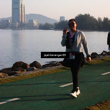 Runner Photo 6101455