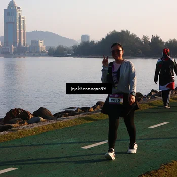 Runner Photo 6101459