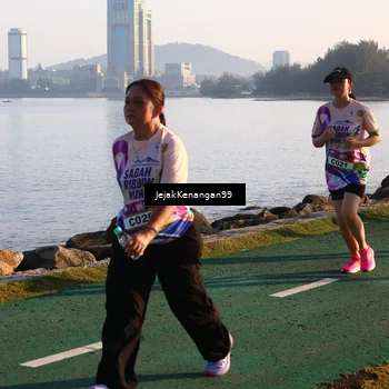 Runner Photo 6101588