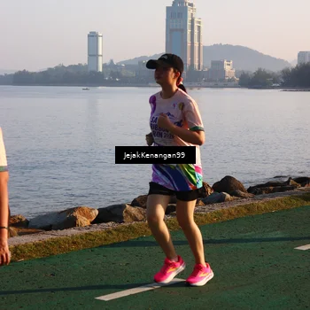 Runner Photo 6101591