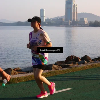 Runner Photo 6101607