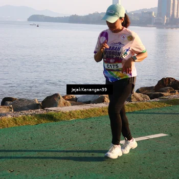 Runner Photo 6101624