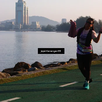 Runner Photo 6101706