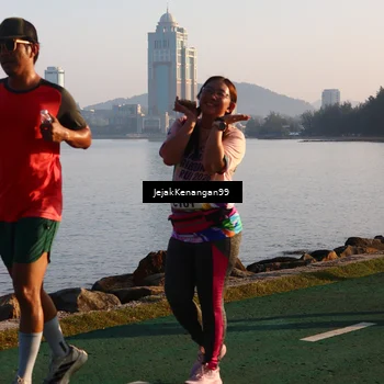 Runner Photo 6101764