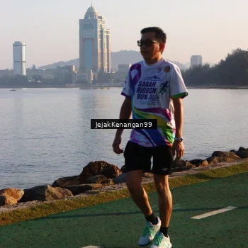 Runner Photo 6101873