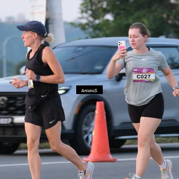 Runner Photo 6101881