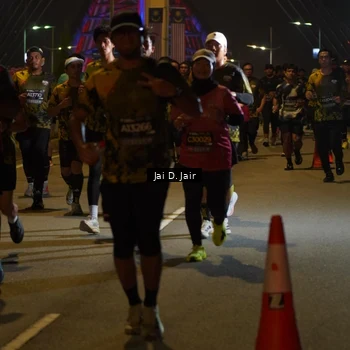Runner Photo 6102029