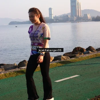 Runner Photo 6102059