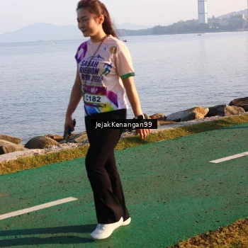 Runner Photo 6102122