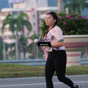 Runner Photo 6102129