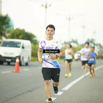 Runner Photo 6102135