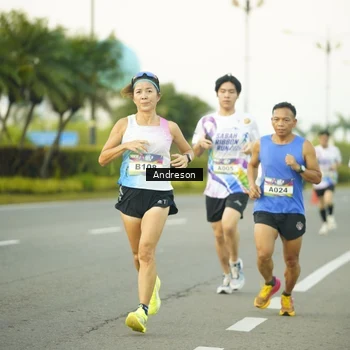 Runner Photo 6102139