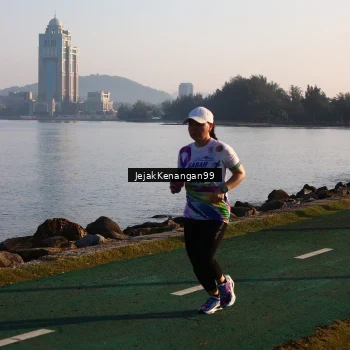Runner Photo 6102181