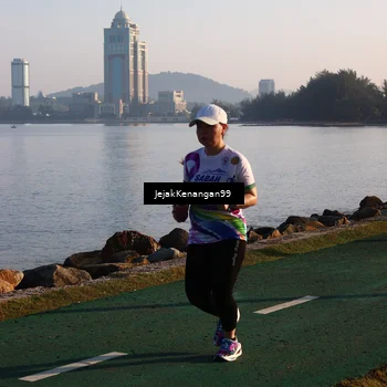 Runner Photo 6102215