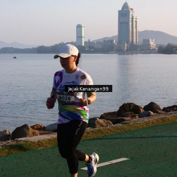 Runner Photo 6102238
